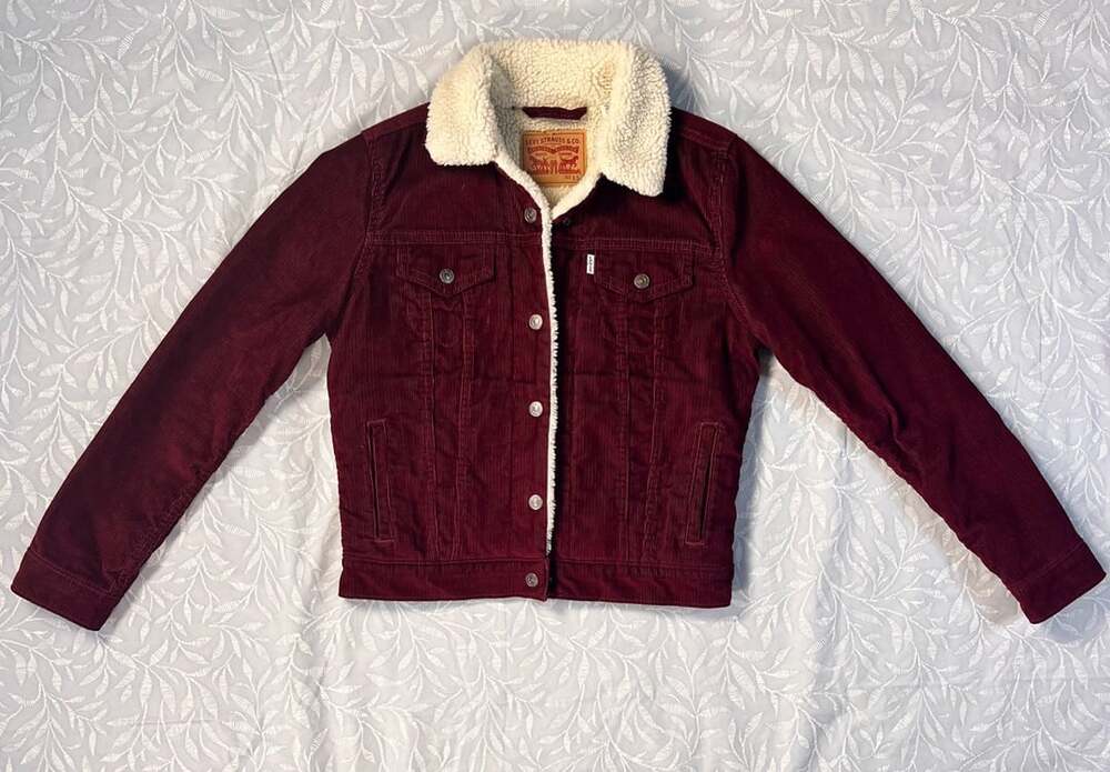 Levi's Women's Original Sherpa Lined Corduroy Trucker Jacket Burgundy Size XS